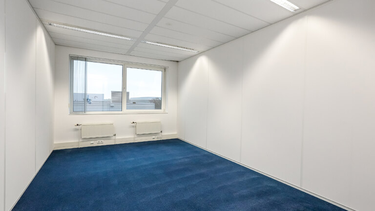 BusinessCenter Delta Unit 27